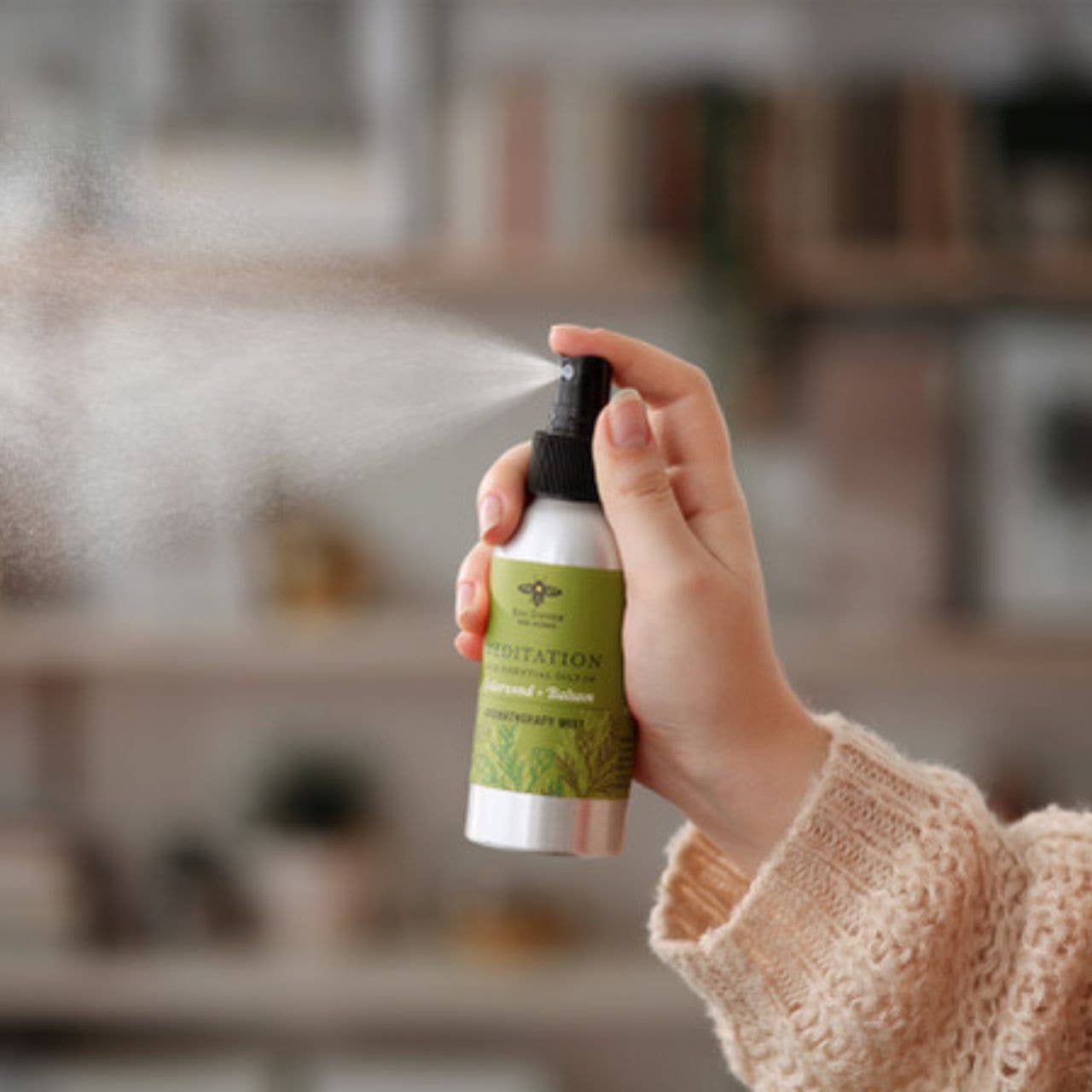 Aromatherapy Room & Body Mist – Pure Essential Oils: Meditation (Cedarwood & Balsam) alt-17