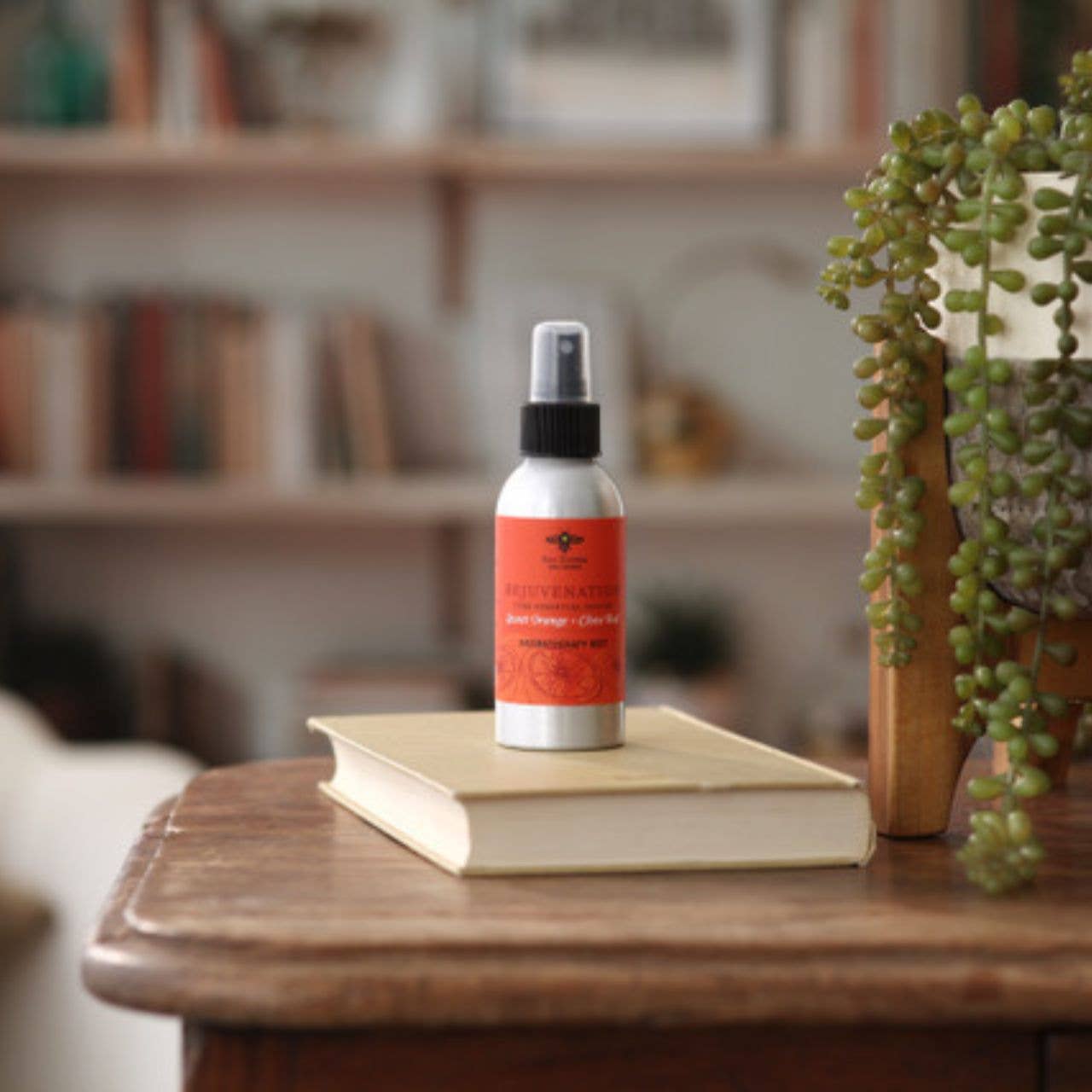 Aromatherapy Room & Body Mist – Pure Essential Oils: Meditation (Cedarwood & Balsam)