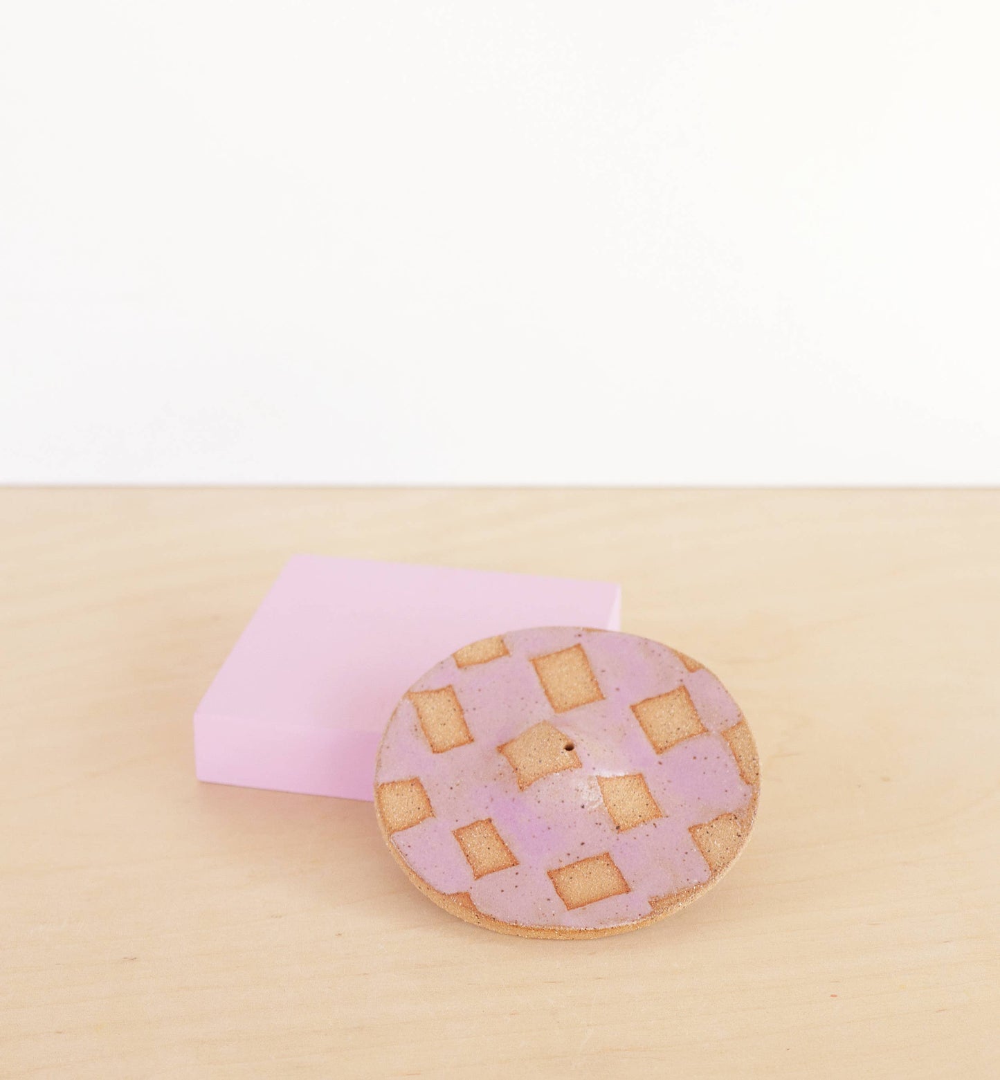 Checkerboard Ceramic Incense Holder - 2 Colours: White